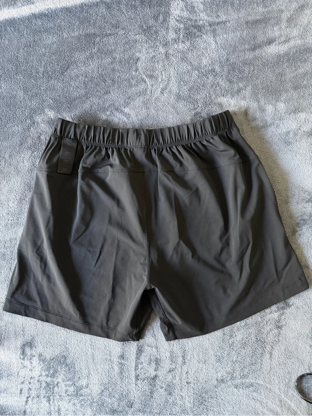✨Men's Black Athletic Shorts with Drawcord and Zipper Pockets